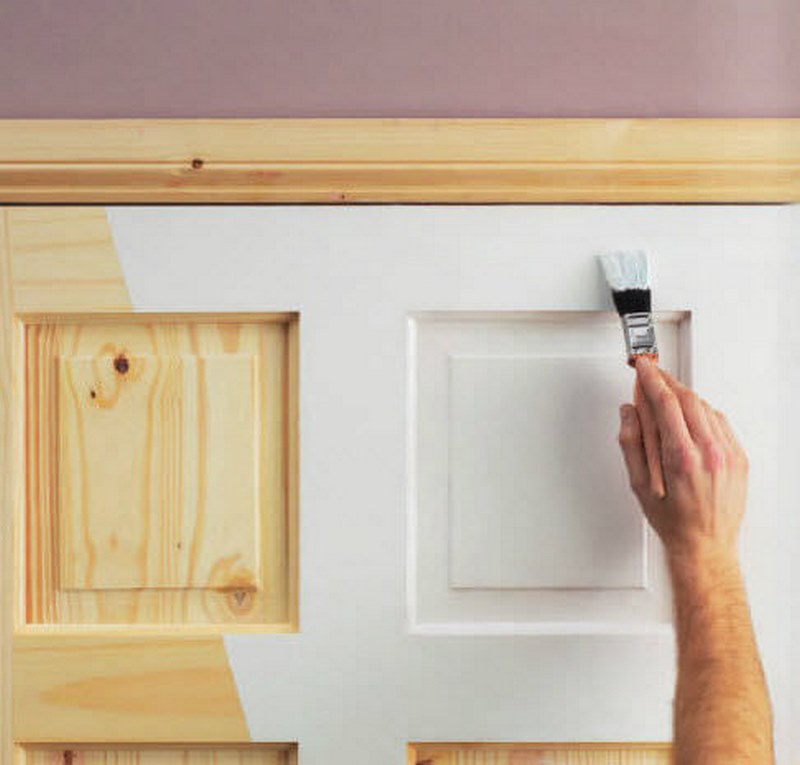 cách tự sơn cửa gỗ tại nhà